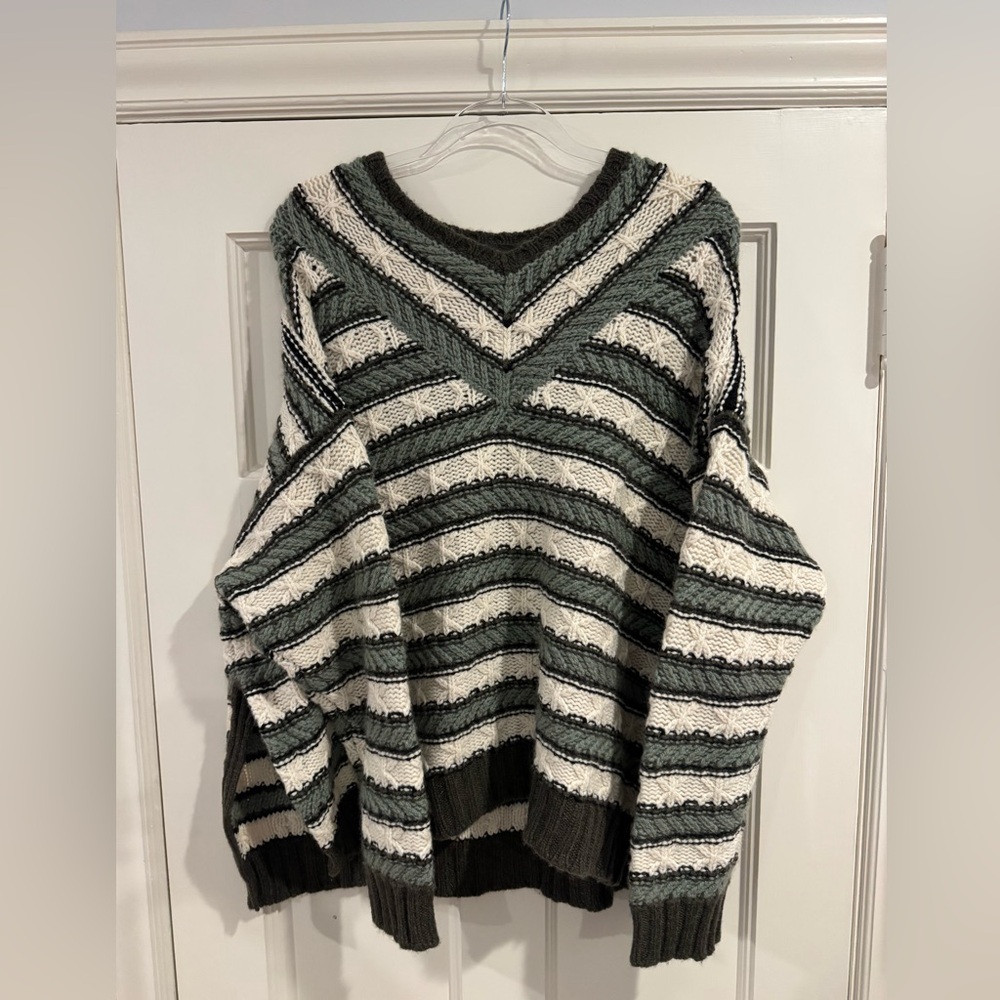 Loro Piana Green and Cream V-Neck Sweater